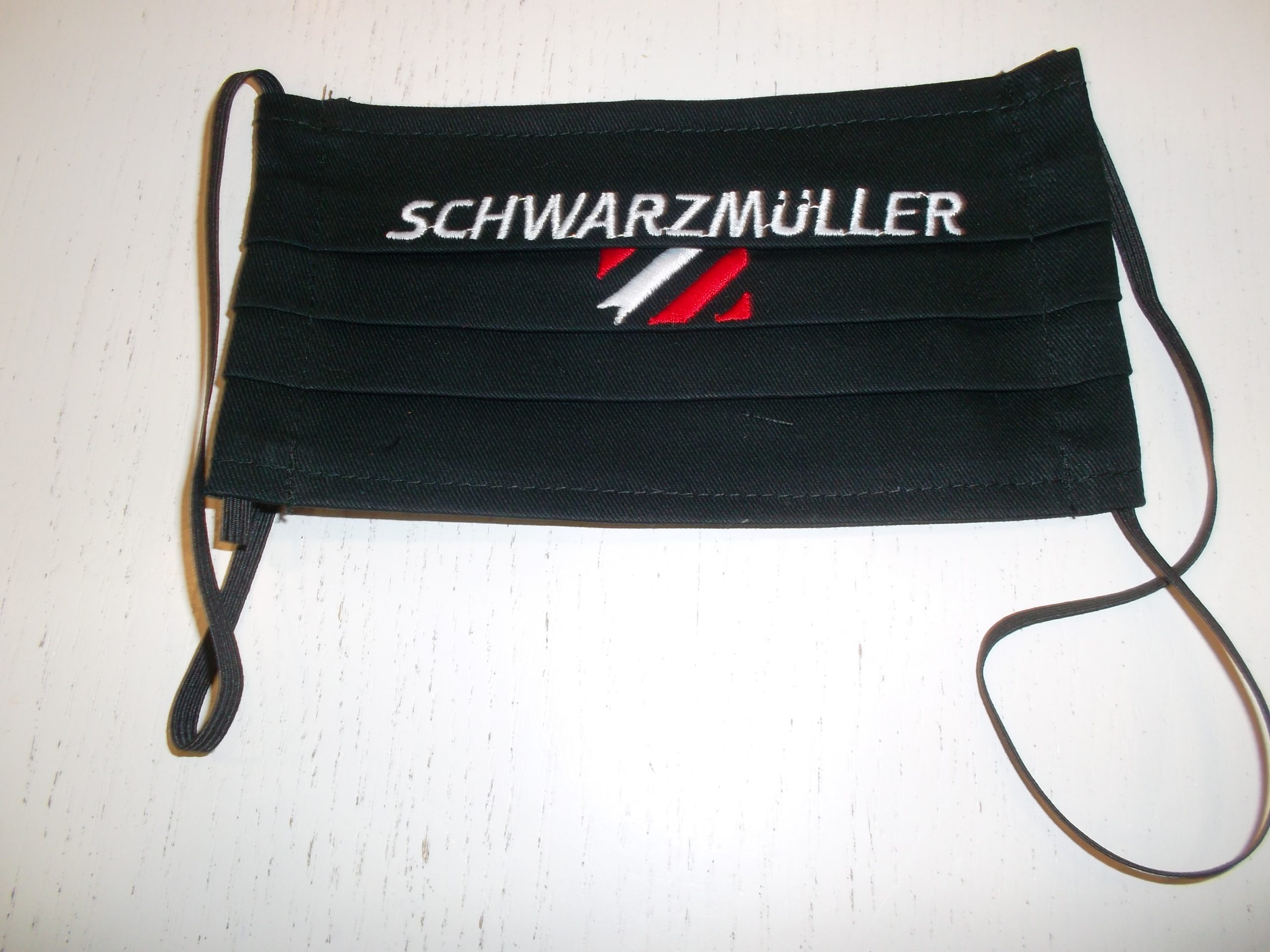 1 darab SCHWARZMÜLLER mintájú, fekete, pamut,arcmaszk